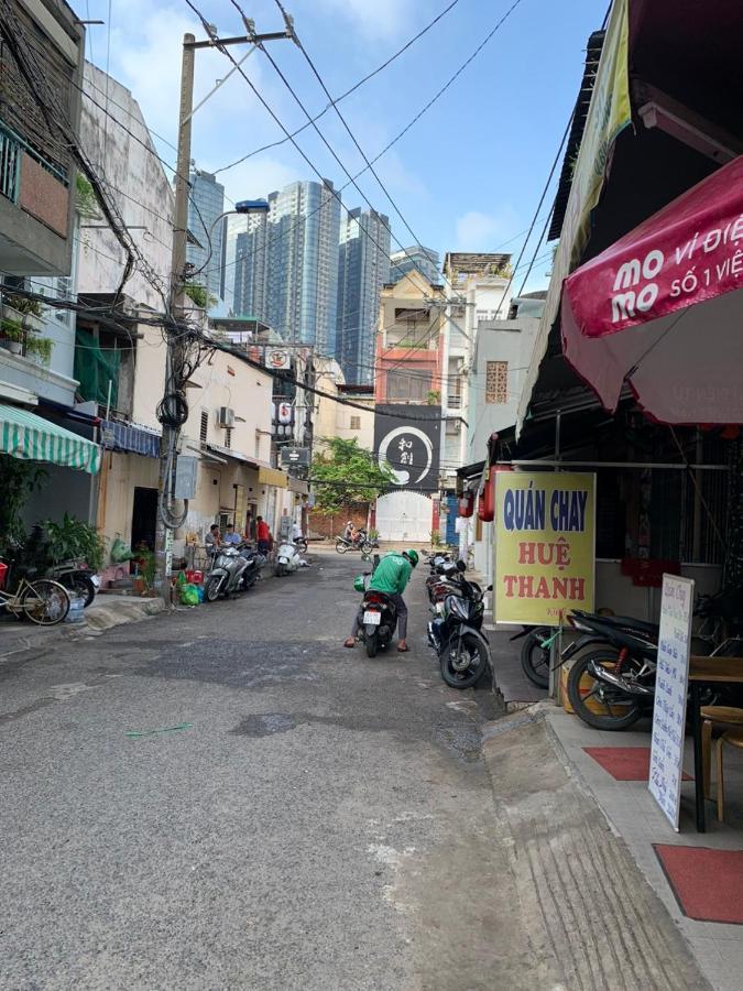 Ts * TP. Hồ Chí Minh